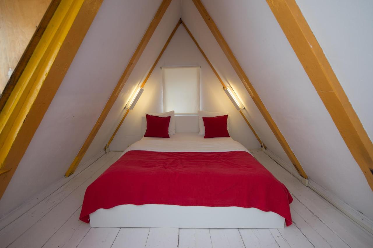 Rembrandtplein Bed & Breakfast Амстердам Екстериор снимка