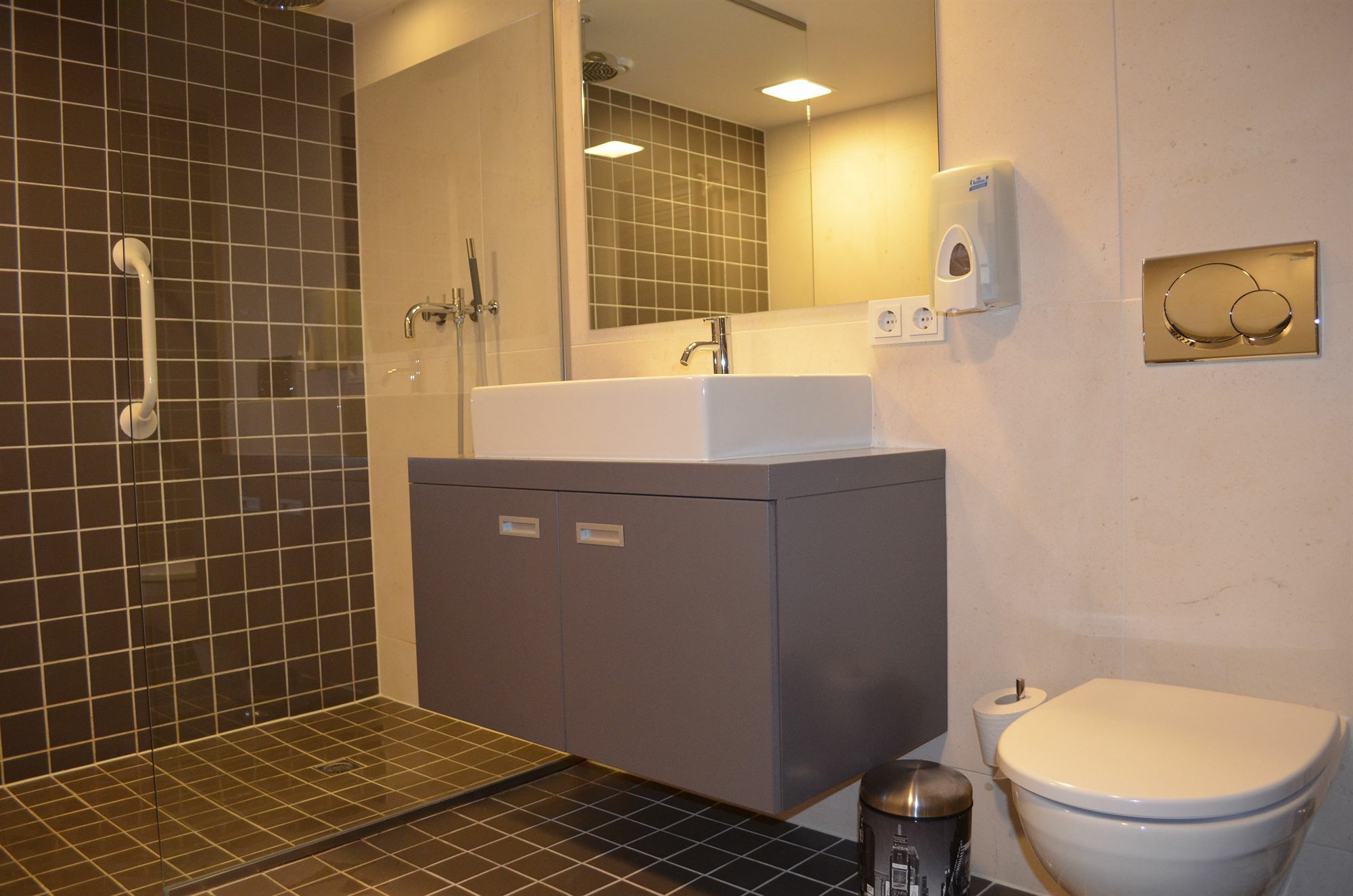 Rembrandtplein Bed & Breakfast Амстердам Екстериор снимка